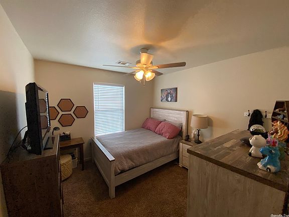 4th image of 3005 Wild Berry Dr