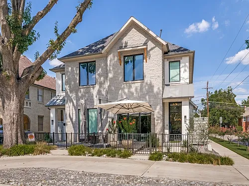 4200 University Blvd Photo 1