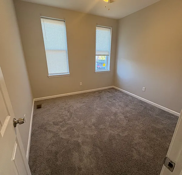 1207 James St — Photo 9
