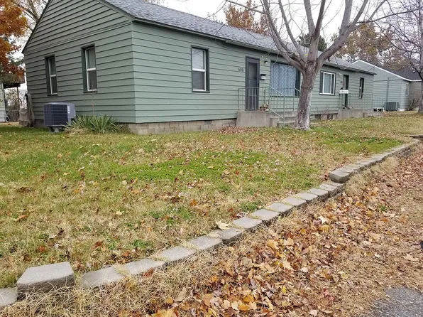 606 Torbett St, Richland, WA 99354