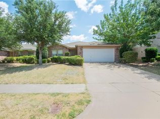 1009 Competition Cir, Fort Worth, TX 76179