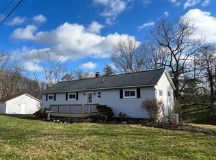 685 W River Rd, Valley City, OH 44280