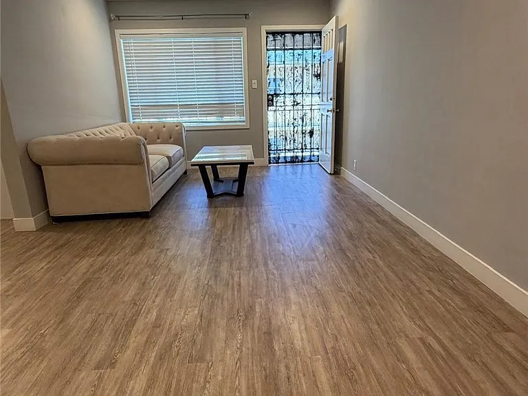 1739 E Appleton St #10 — Photo 8