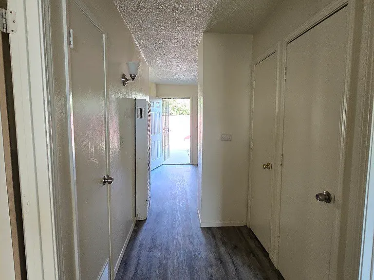 4240 E Clay Ave #1 — Photo 13