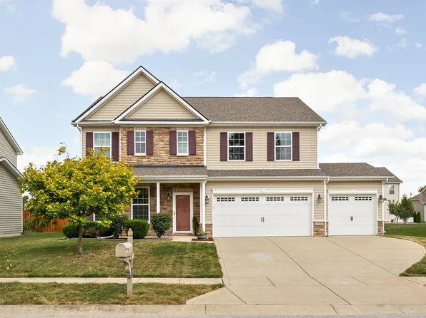 7737 Chestnut Eagle Ct, Zionsville, IN 46077