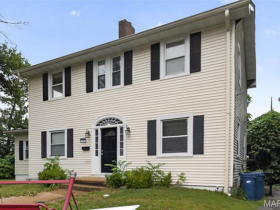 2nd image of 216 Harrison Ave
