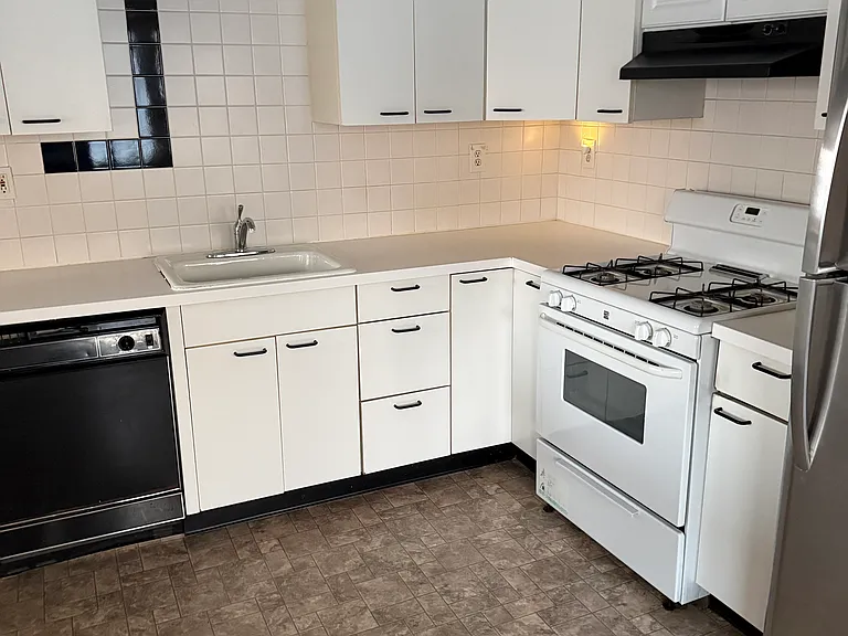 1 Mount Vernon Ave #2 — Photo 1
