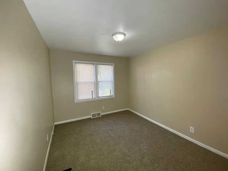Bedroom #1