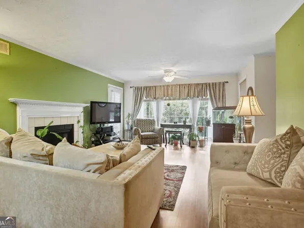 1109 Gettysburg Pl, Sandy Springs, GA 30350