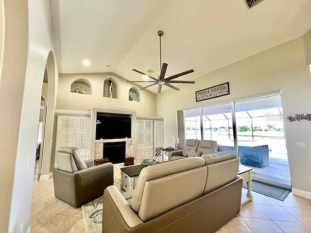 24378 Belize Ct — Photo 17
