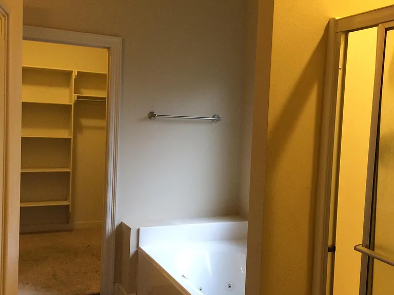 5507 Village Loop — Photo 11