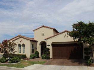 1813 Embarcadero Ln, Bakersfield, CA 93311