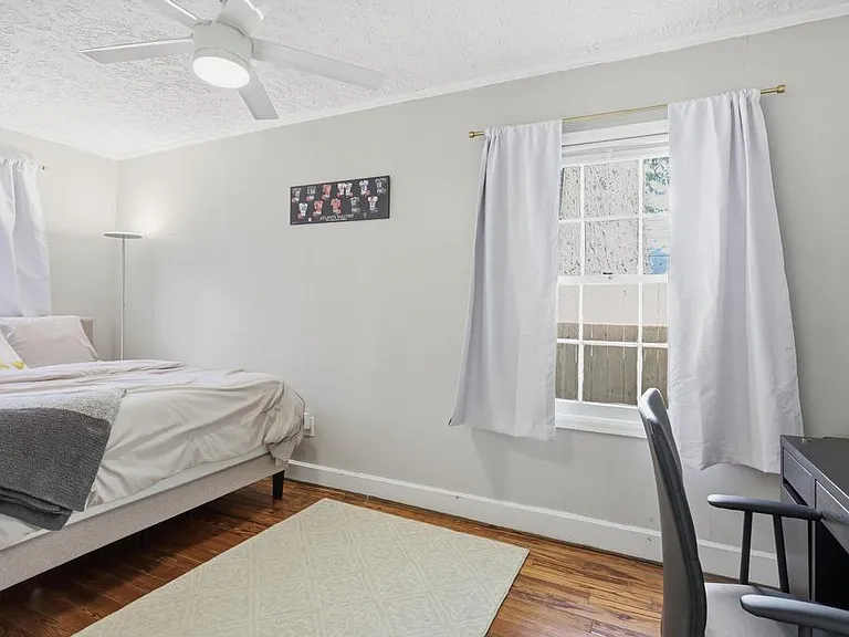 1474 Brooklyn Ave NW — Photo 15