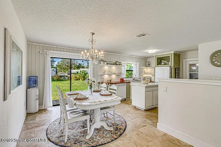 315 Kenzel Ct — Photo 11