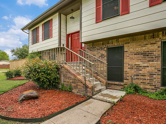 5th image of 1616 Richforest Dr