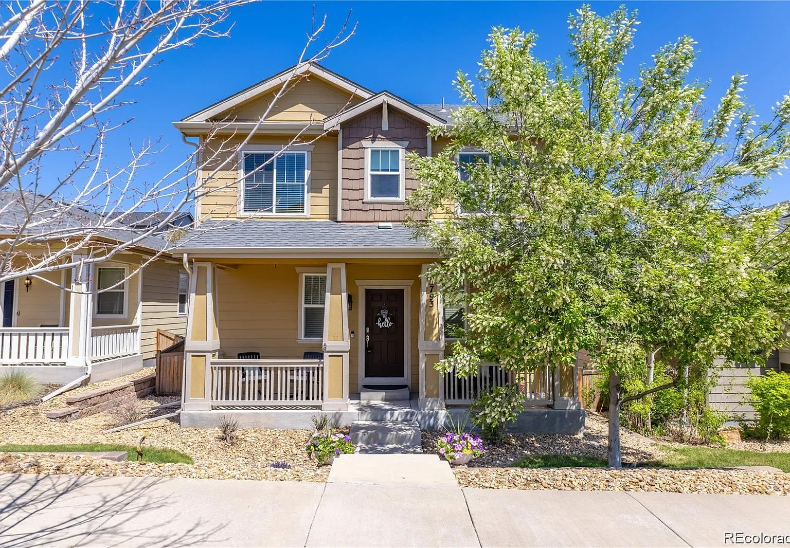 3 bed, 2.5 bath, 1725 sqft, $2,990 — Photo 1