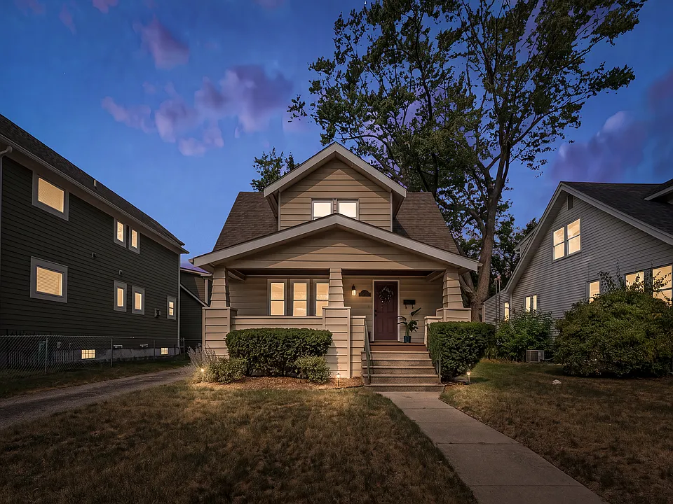 1034 Mohawk Ave