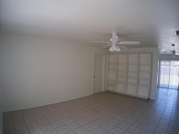 2nd image of 856 Laker Ln