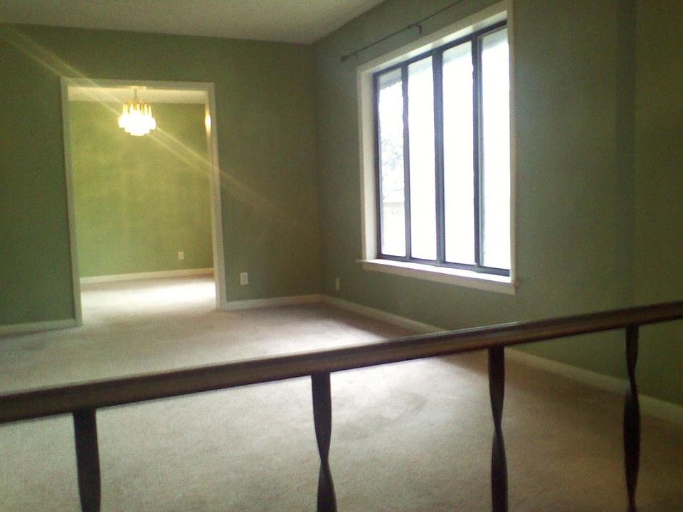 1st image of 410 Redwood Ave