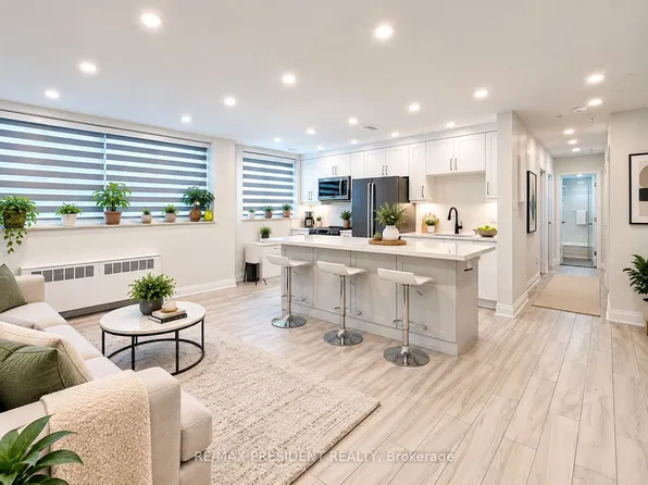 219 Wilson Ave Unit 101, Toronto, ON M5M 3B2