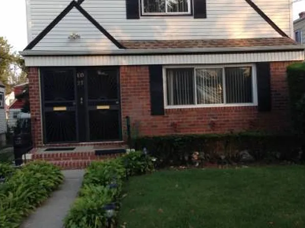 12027 Nashville Blvd, Saint Albans, NY 11412