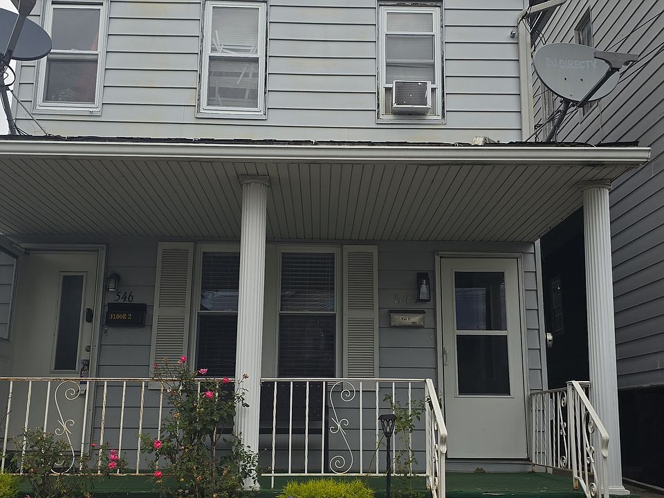 1st image of 546 Emmett St APT 1