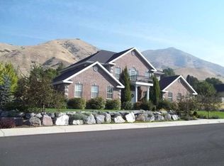 2471 River Bottom Rd, Springville, UT 84663