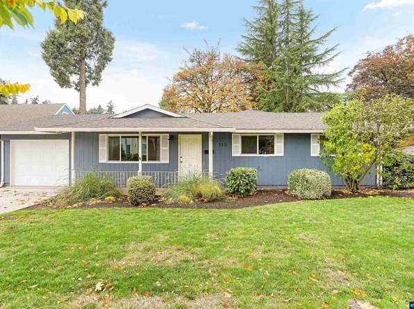 115 McClaine St, Silverton, OR 97381