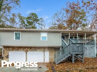 3325 Revere Cir, Snellville, GA