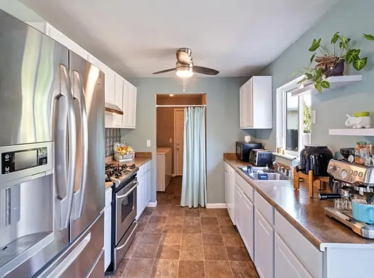 1548 Yale Ct — Photo 11