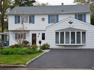 73 Eagle Dr, Emerson, NJ 07630