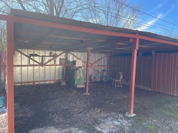 270 W Dena St, Booneville, AR 72927