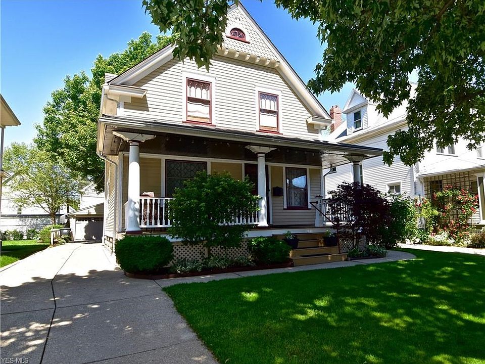 1st image of 1216 Saint Charles Ave