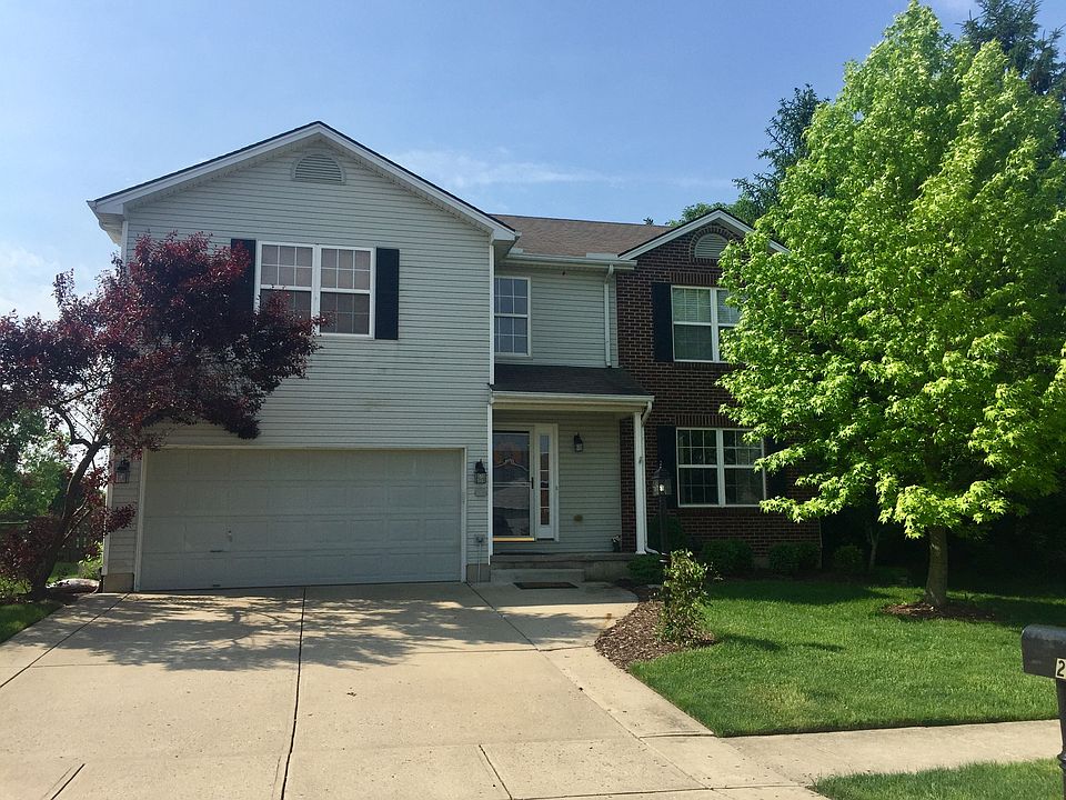 1st image of 229 Laurel Glen Dr