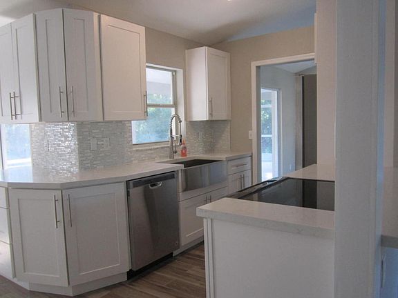 4th image of 17812 84th Ct N