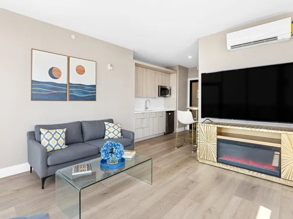 6810 Polk Street image 5 of 26