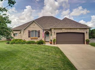 5417 S Pinehurst Ave, Springfield, MO 65810