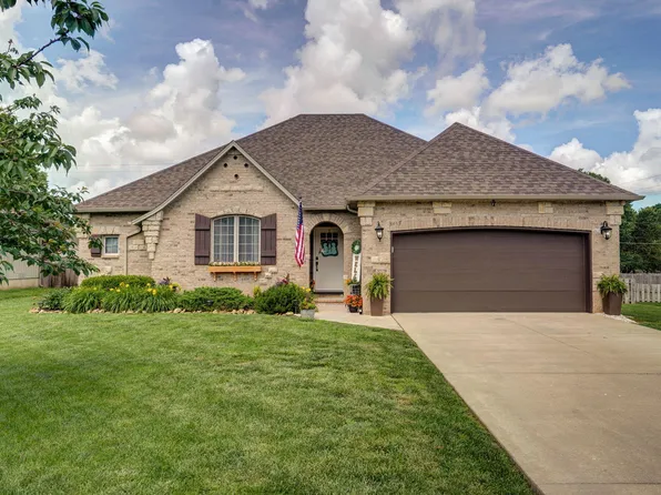 5417 S Pinehurst Avenue, Springfield, MO 65810