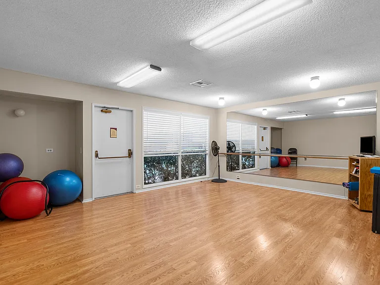 286 Oakleaf Dr #37 — Photo 33