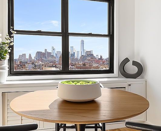 3rd image of 31 Jane St APT 11C
