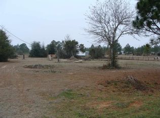 5089 Phoenix Dr, Milton, FL 32583