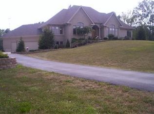 2435 Pekin Rd, Springboro, OH 45066