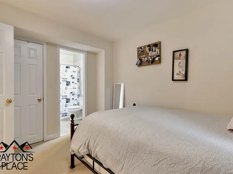 1658 W Virginia Ave NE #201 — Photo 9