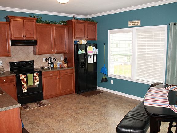 Natural Light Fills Kitchen!