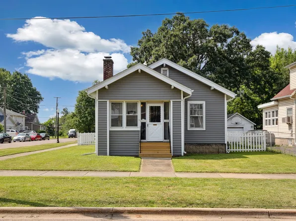 1019 Grand Blvd, Aurora, IL 60505