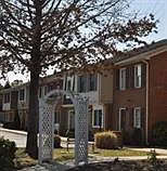 925 Lakeview Rd Photo 1
