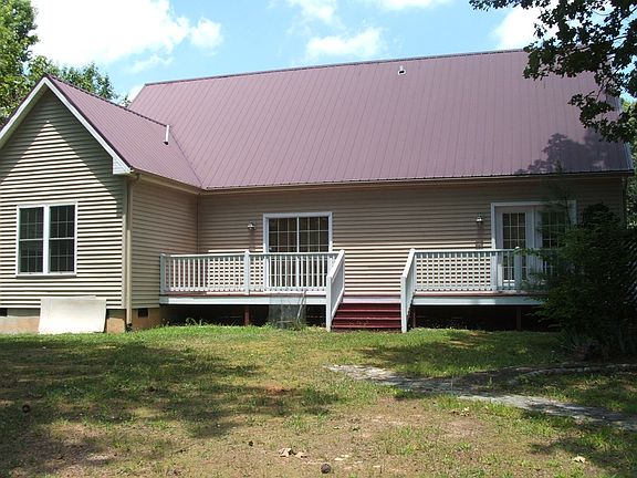 2nd image of 300 Sondra Ln