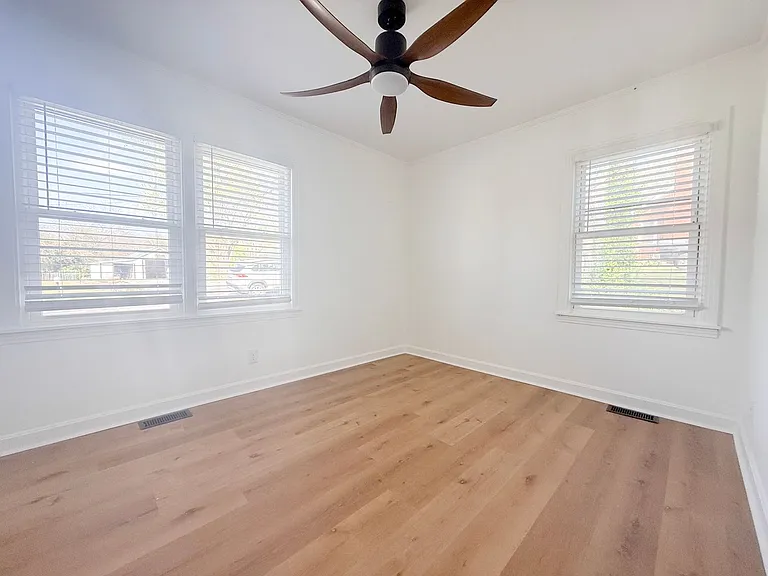 125 Woodland St — Photo 21