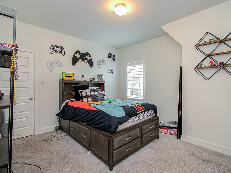 4211 Limestone Ter — Photo 15