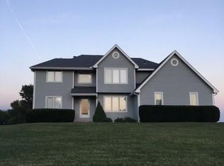 6140 NE Shaffer Rd, Topeka, KS 66617